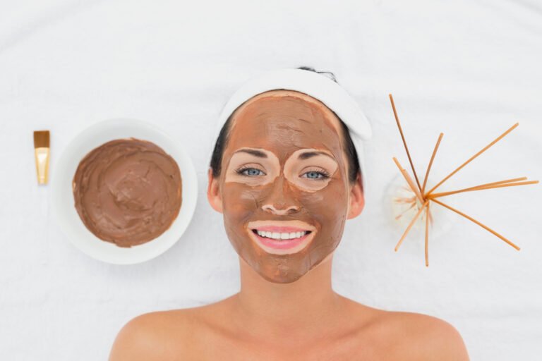 5 mythes à briser sur le gommage visage (et comment faire peau neuve)